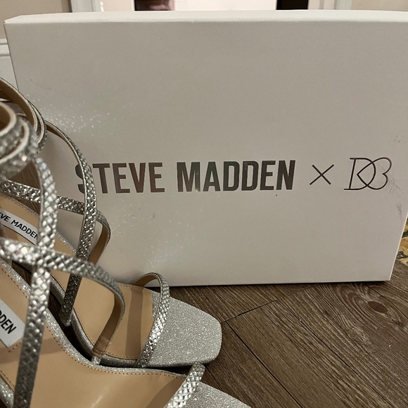 Steve Madden Heels - Picture 6 of 6